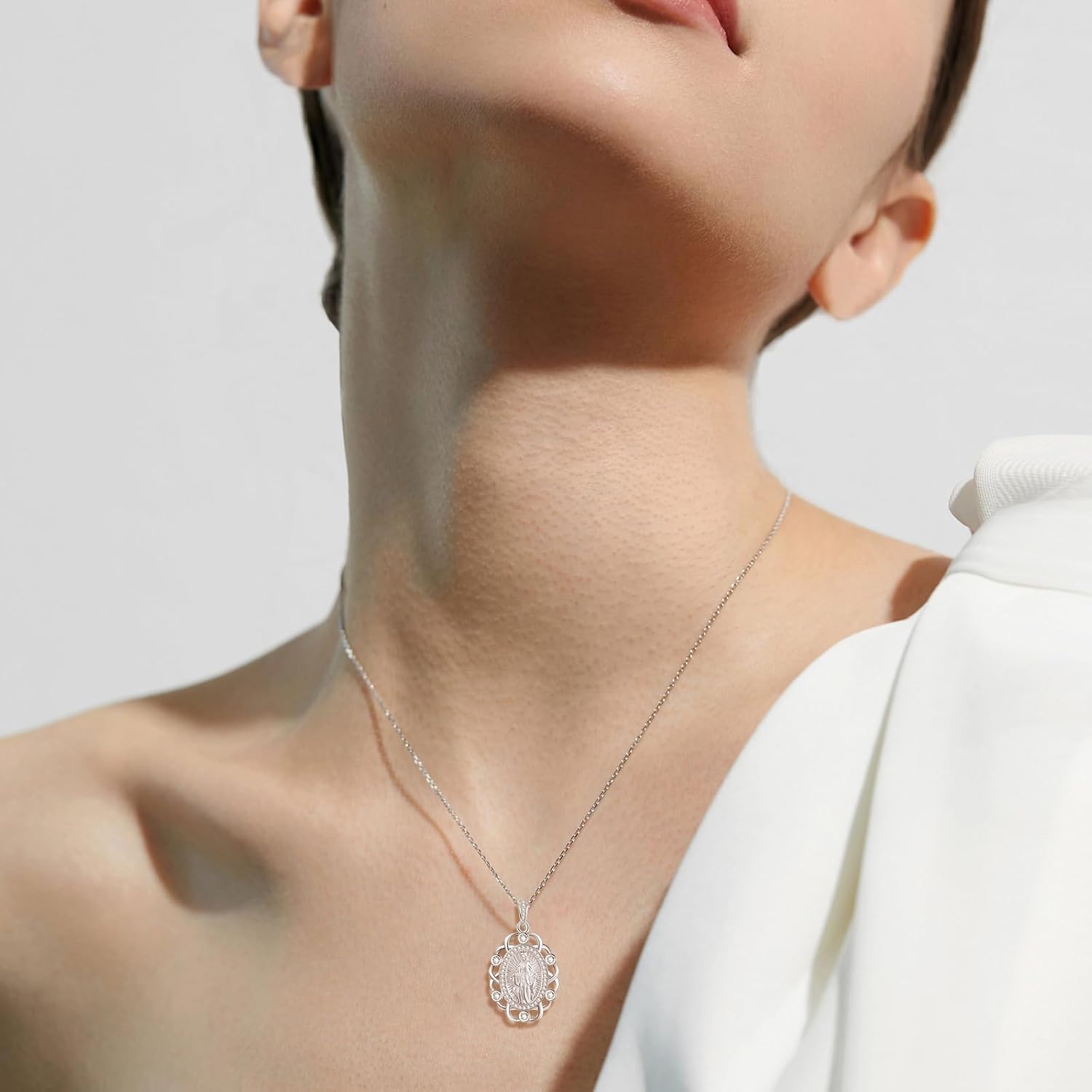 AENEAS 925 Sterling Silver Virgin Mary Necklace for Women, Lady of Guadalupe Virgin Mary Pendant Necklace, Miraculous Medal Religious Christian Jewelry Gift for Mom Wife Her Birthday Anniversary Special Occasions