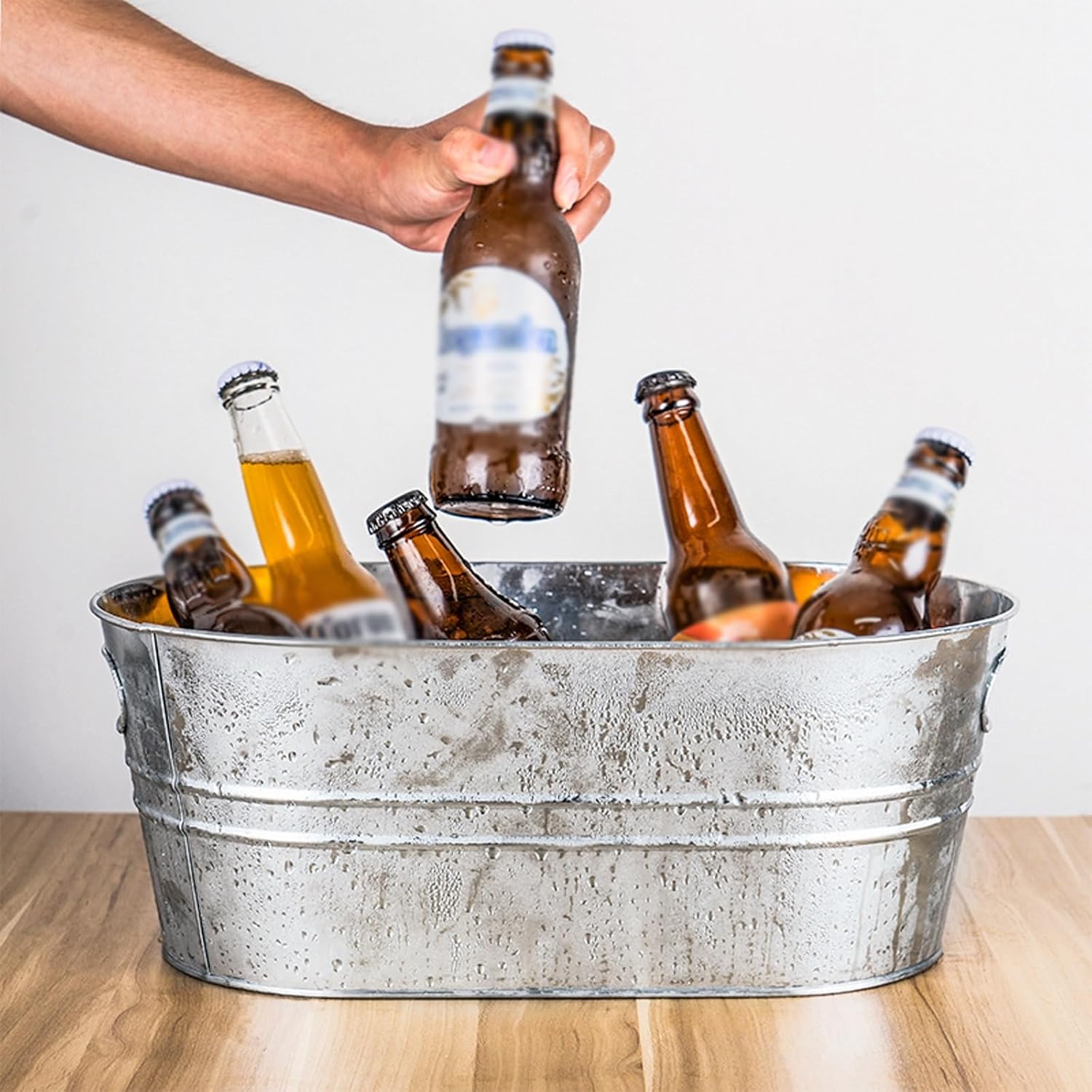 Portable Indoor Outdoor Ice Bucket Galvanized Beverage Tubs Insulated Drink Tub 15 Liter Large and Wine Chiller Cold Beer for Home Parties Party