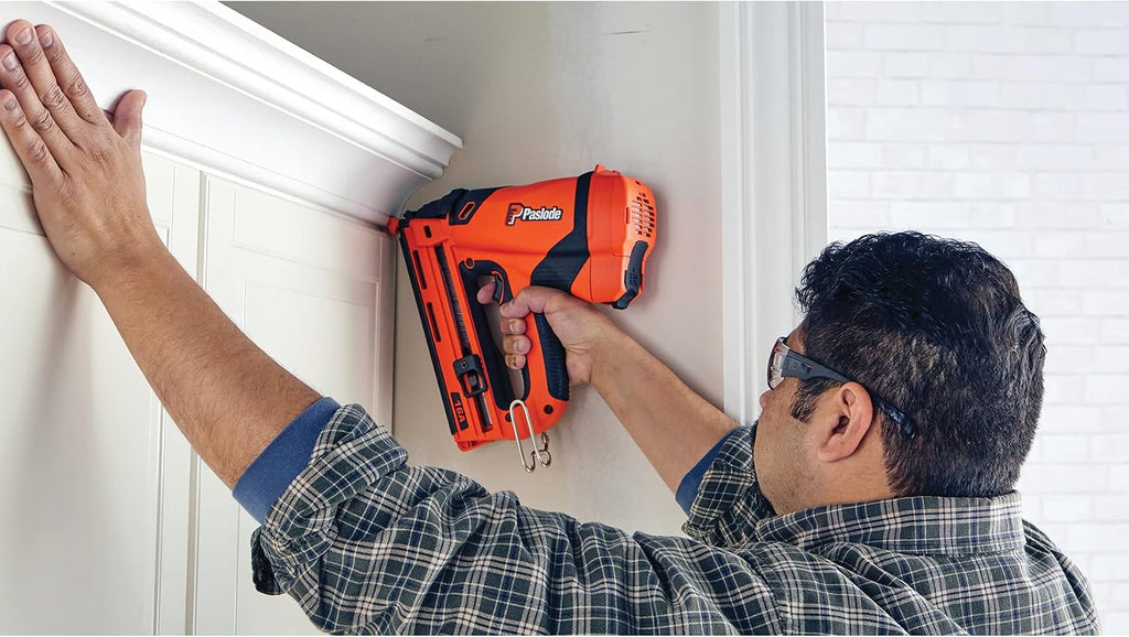 Paslode - Cordless Finish Nailer, 916200, 16 Gauge Angled, Battery and Fuel Cell Powered, No Compressor Needed