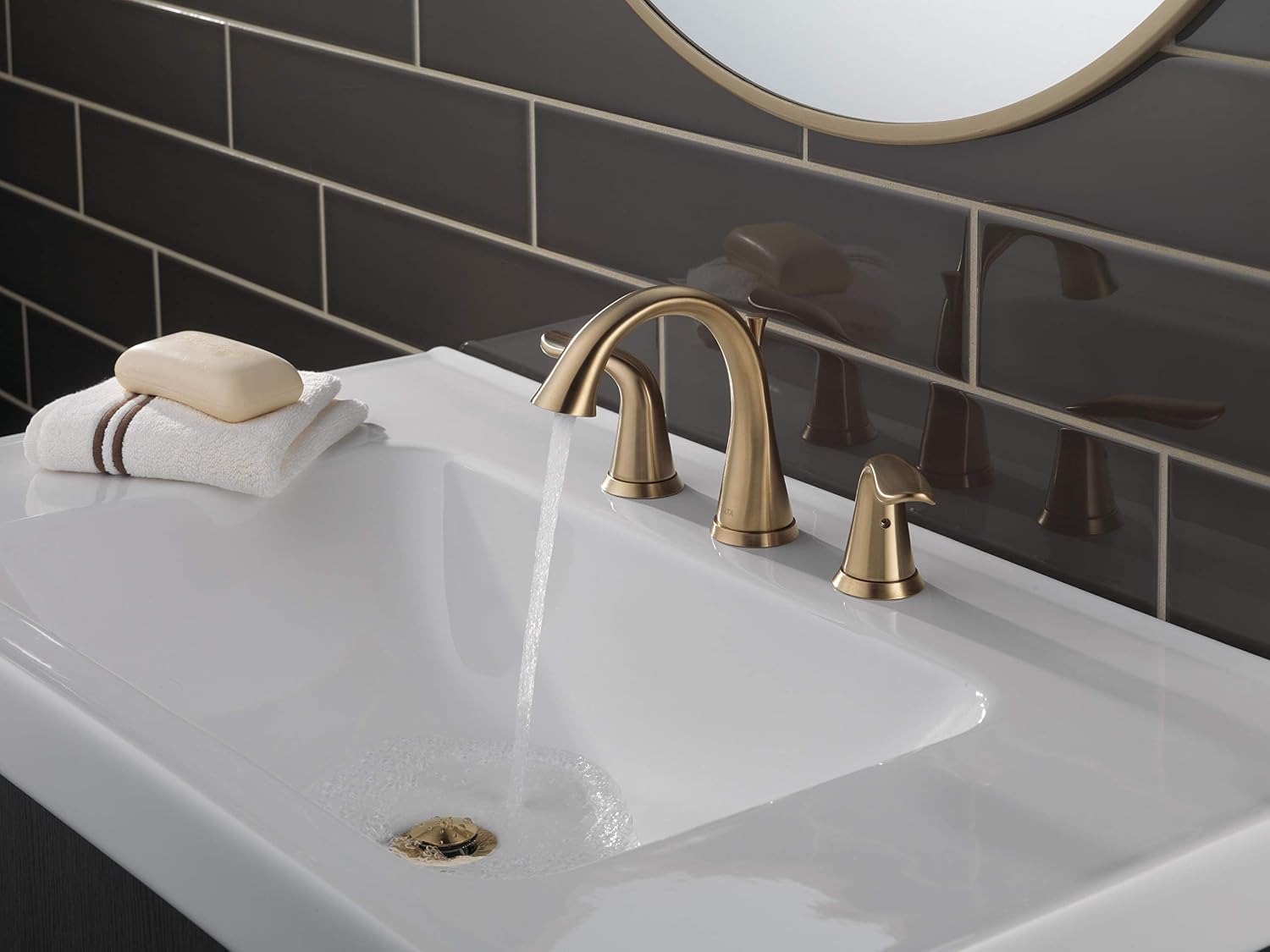 Delta Lahara Brushed Gold Bathroom Faucet 3 Hole, 8 Inch Widespread Bathroom Sink Faucet for Vanity, Metal Push-Pop Drain Assembly, Champagne Bronze 3538-CZMPU-DST