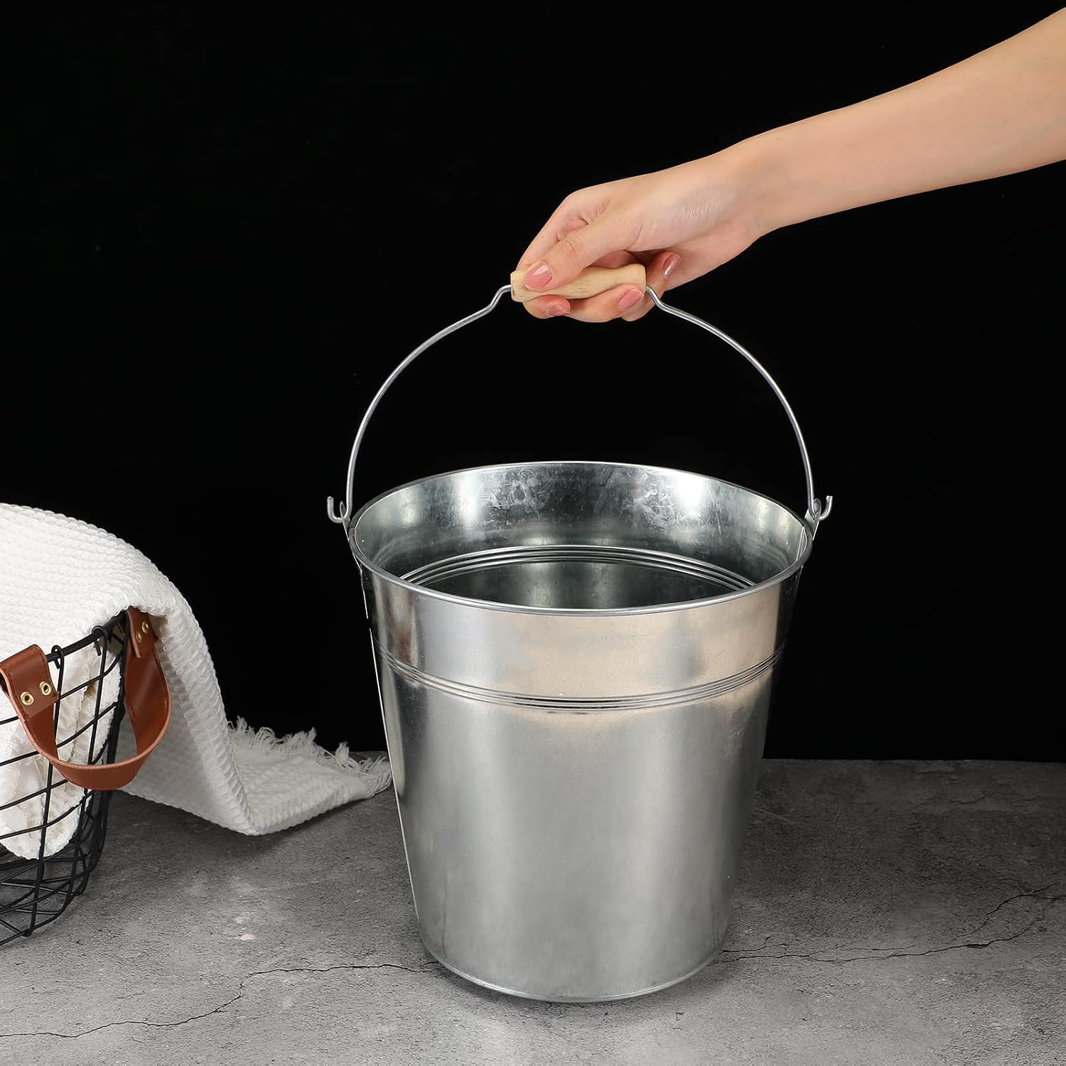 Didaey 24 Pcs 9 Quart Large Galvanized Metal Buckets with Handle Inch Heavy Duty Stainless Steel Pails Round Pail for Party Wedding, Crafts, Utensils, Table Centerpieces (Silver)