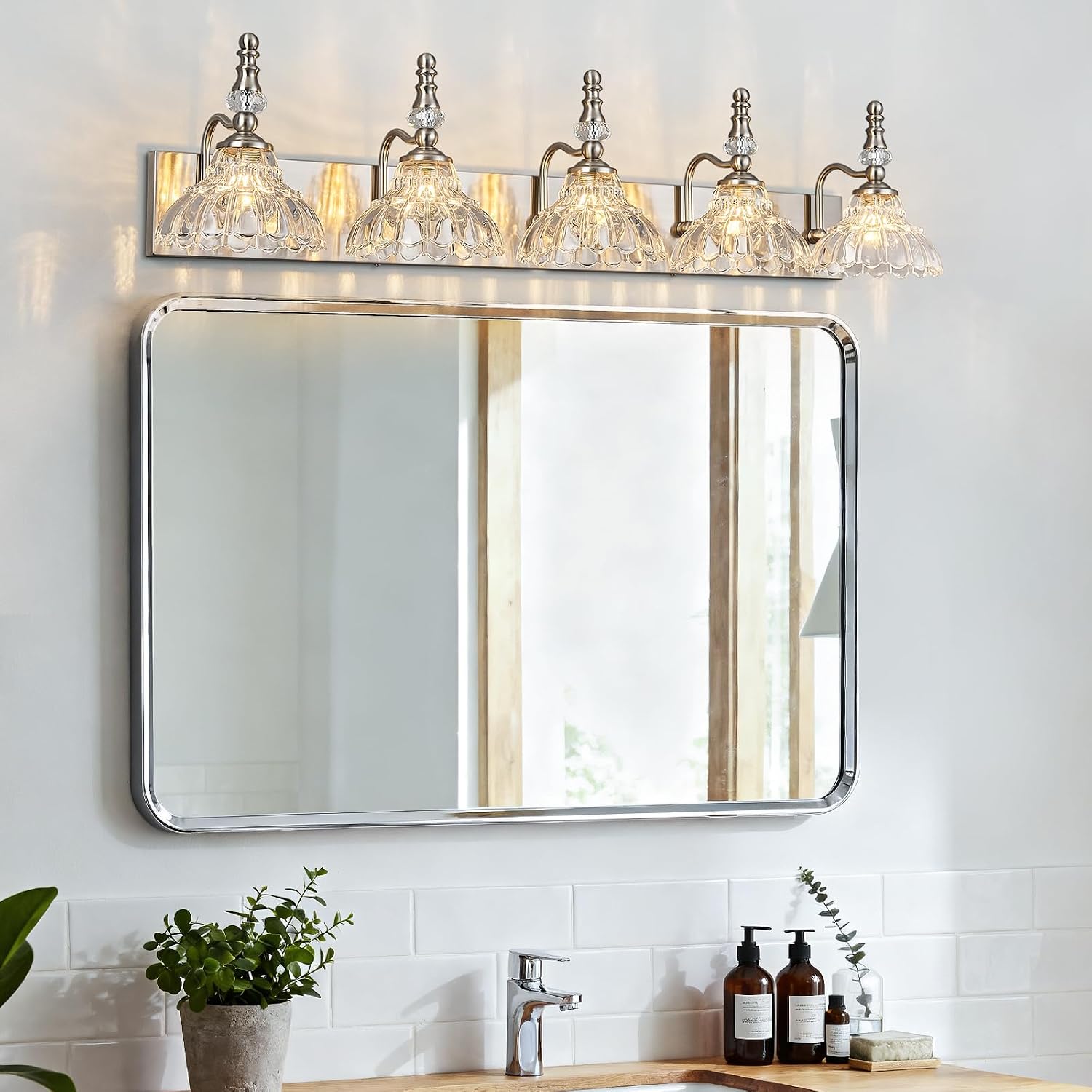 Vintage Bathroom Vanity Light, 5-Light Brushed Nickel Vanity Lighting Fixture with Flower Glass Shade, Bathroom Lighting Fixtures Over Mirror