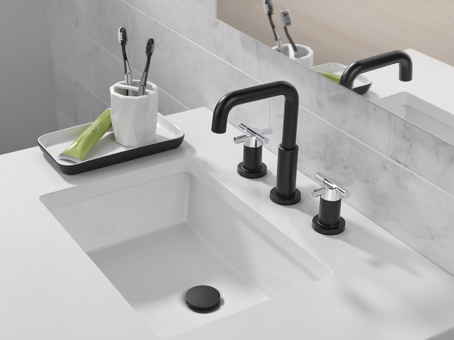 Delta Faucet Nicoli Widespread Bathroom Faucet 3 Hole, Black/Chrome Bathroom Faucet, Bathroom Sink Faucet, Drain Assembly, Matte Black/Chrome 35894LF-CS