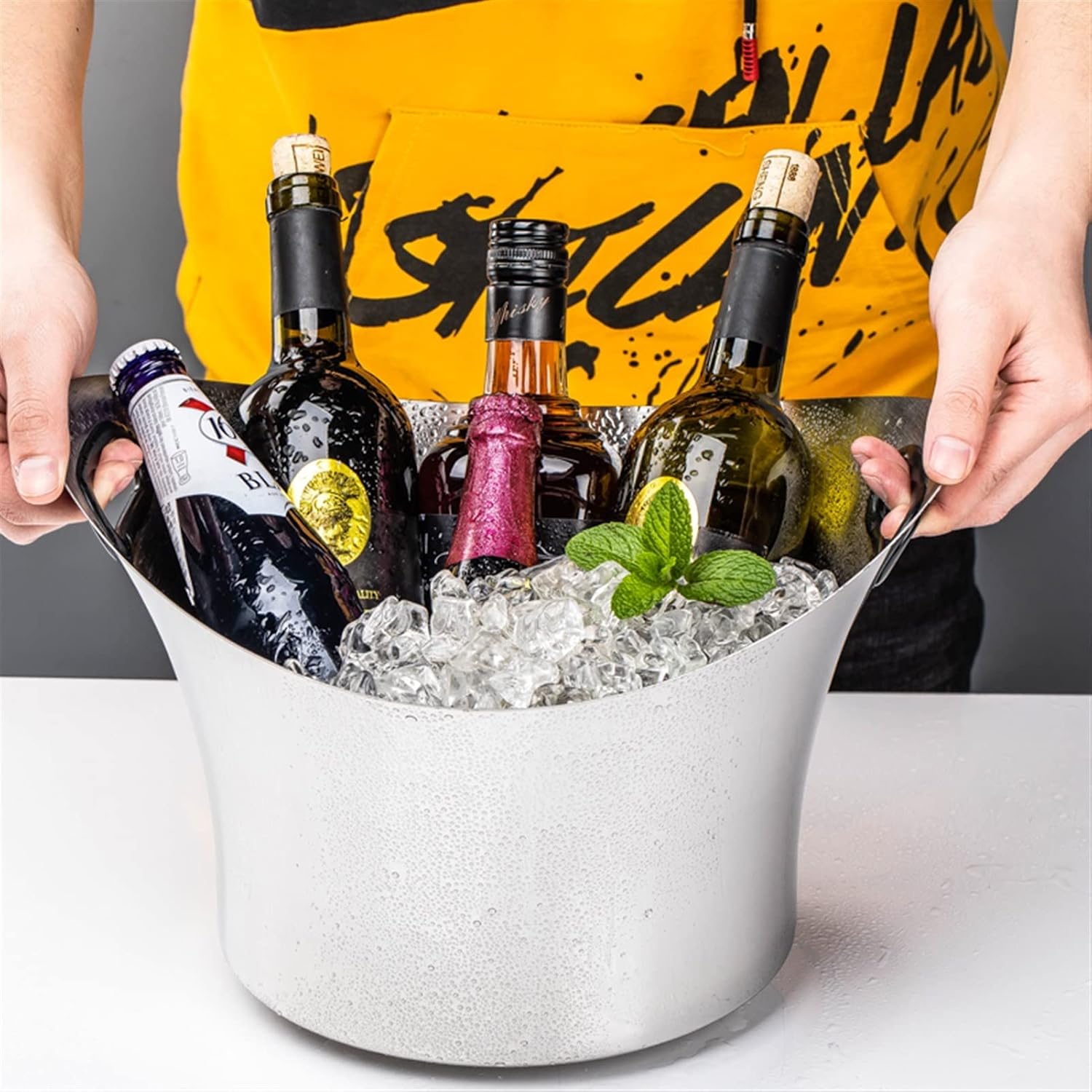 Ice Bucket Champagne Bucket Stainless Steel Ice Bucket Household Red Wine Champagne Ice Wine Bucket Bar Reception KTV Special Ice Wine Bucket Ice Bucket Beverage Tub (Color : Brass)