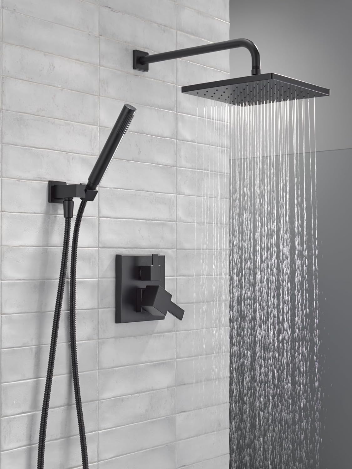Delta Modern 14 Series Round Rain Shower System Faucet Set, Rainfall Brushed Gold Shower Head and Handle Set, Valve Trim Kit, 10 Inch, Champagne Bronze T342702-CZ (Valve Not Included)