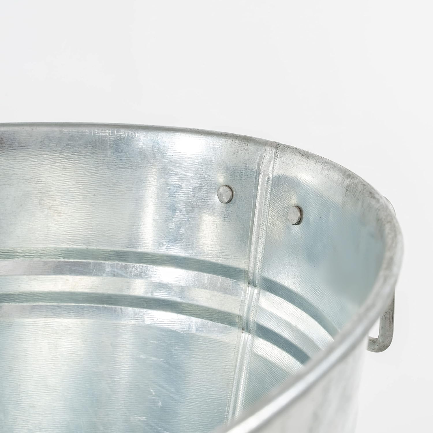 Simple Elements 6 Gallon Galvanized Tub - Multifunctional Ice Bucket - Beverage Tub for Parties, Events and Home Decor - Farmhouse Decor - Ice Tub - 2.97 Lbs - 19.25' L x 12.5' W x 9.25' T
