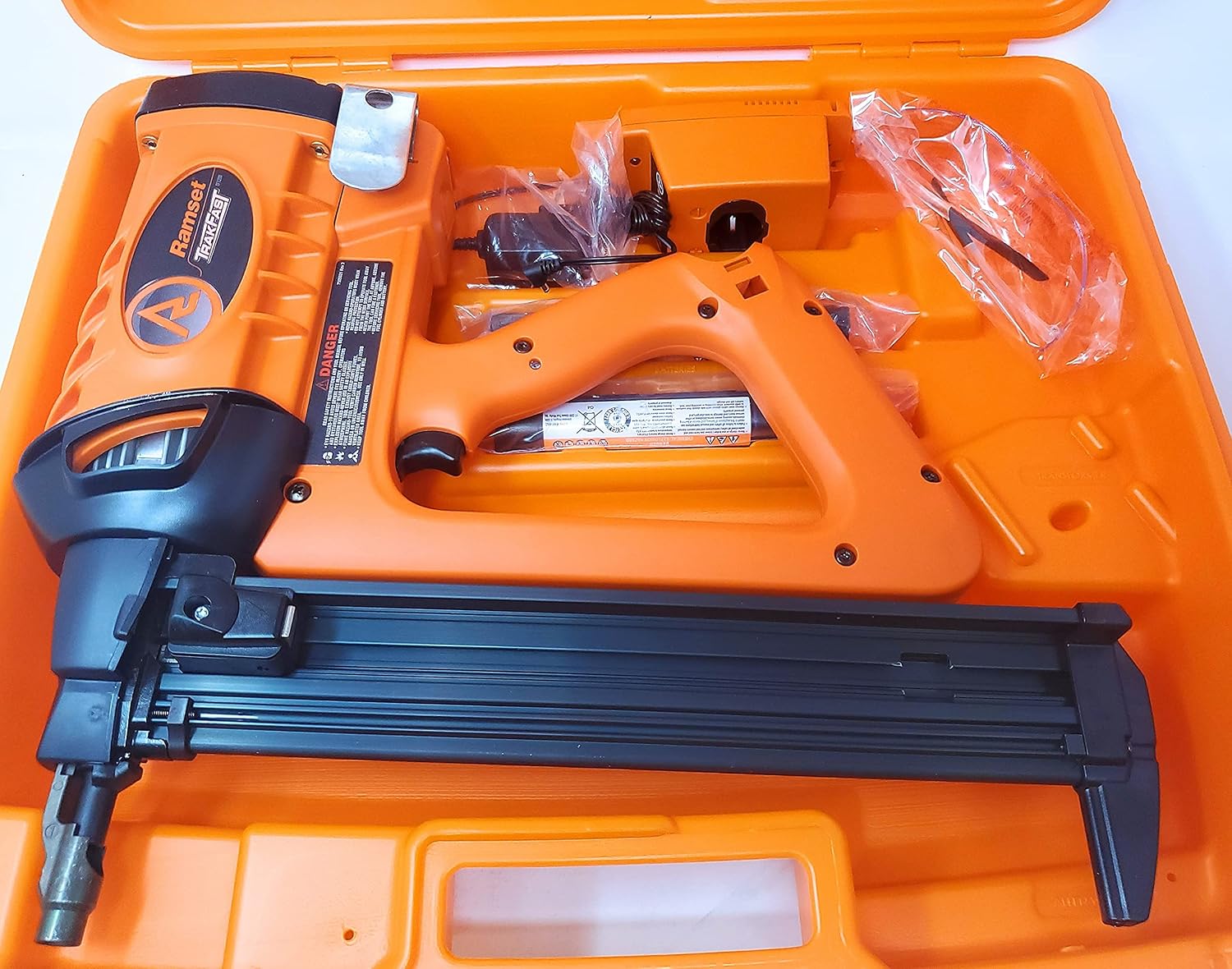 Ramset Trakfast TF1200 Gas Actuated Tool Nailer Kit For Metal Framing