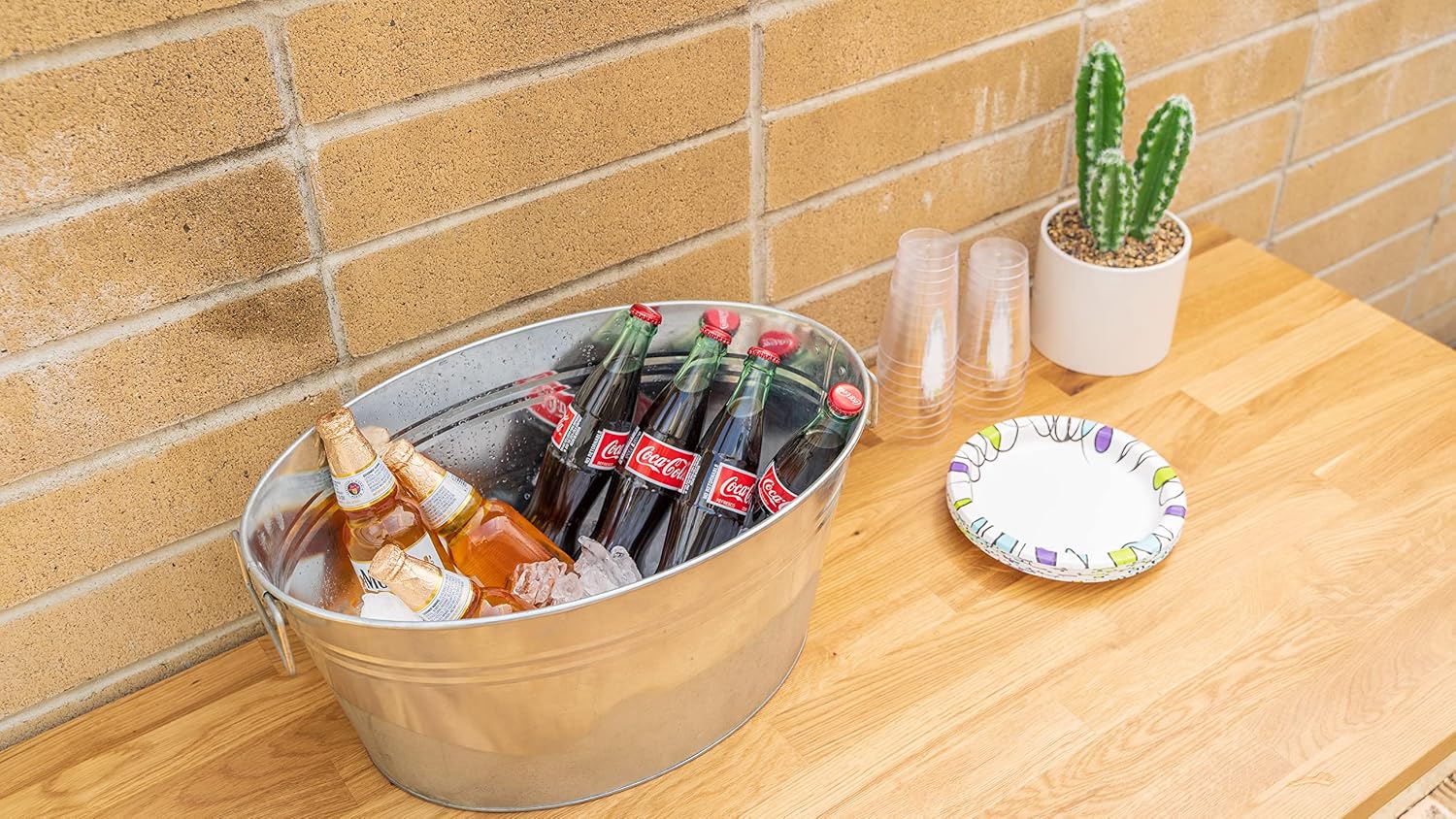 Simple Elements 6 Gallon Galvanized Tub - Multifunctional Ice Bucket - Beverage Tub for Parties, Events and Home Decor - Farmhouse Decor - Ice Tub - 2.97 Lbs - 19.25' L x 12.5' W x 9.25' T